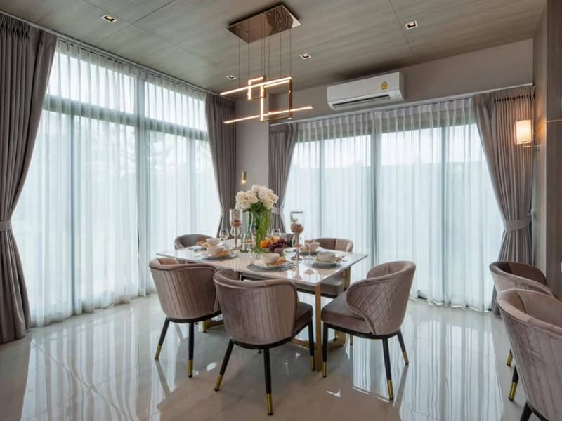 4 Bed House for Rent in San Sai