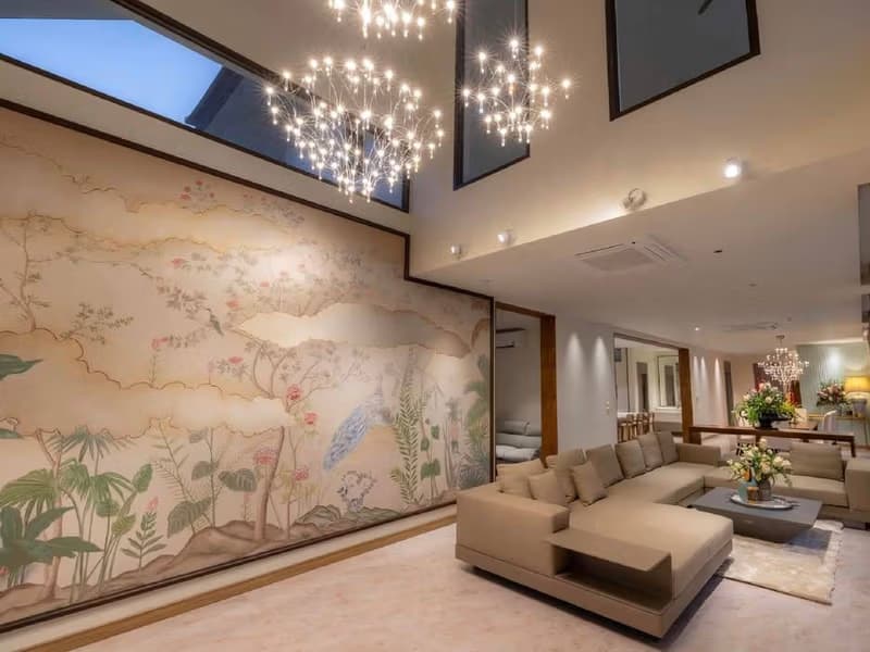 5 Bed House for Sale in Saraphi District