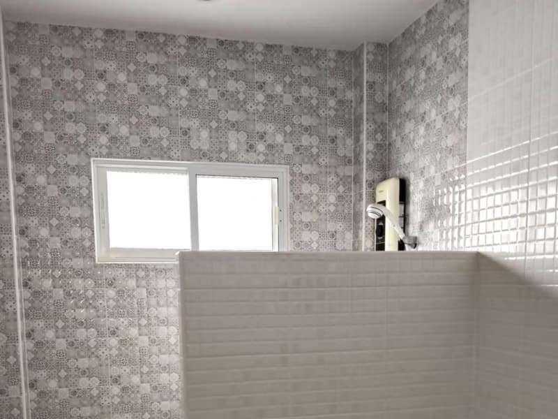 4 Bed House for Rent in San Kamphaeng