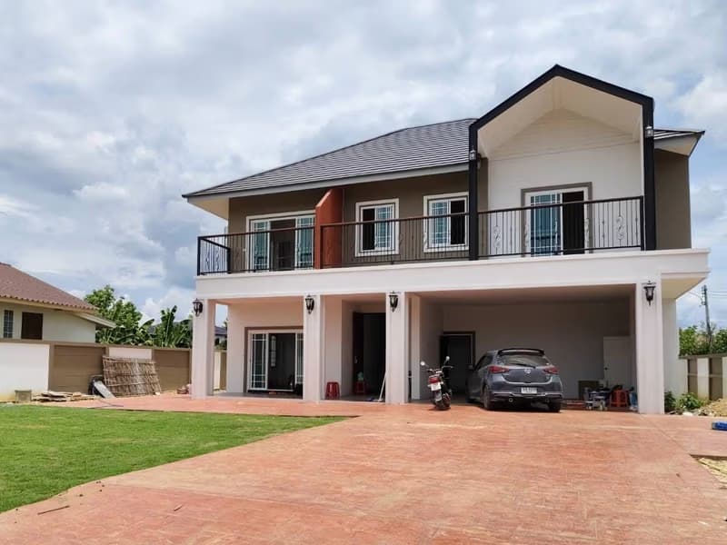 4 Bed House for Sale in Saraphi