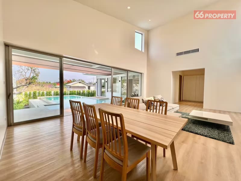 Smart Pool Villa in Luxury Modern Style