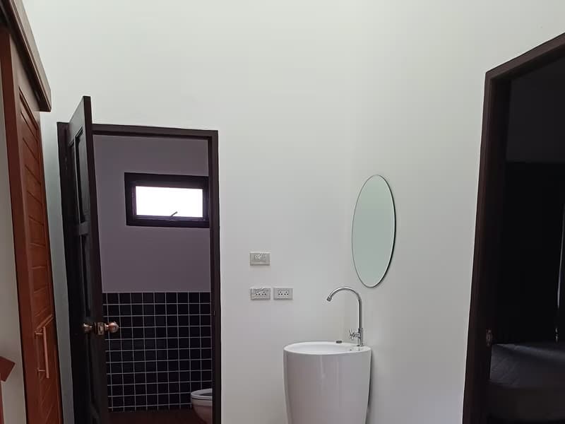2 Bed House for Rent in Saraphi
