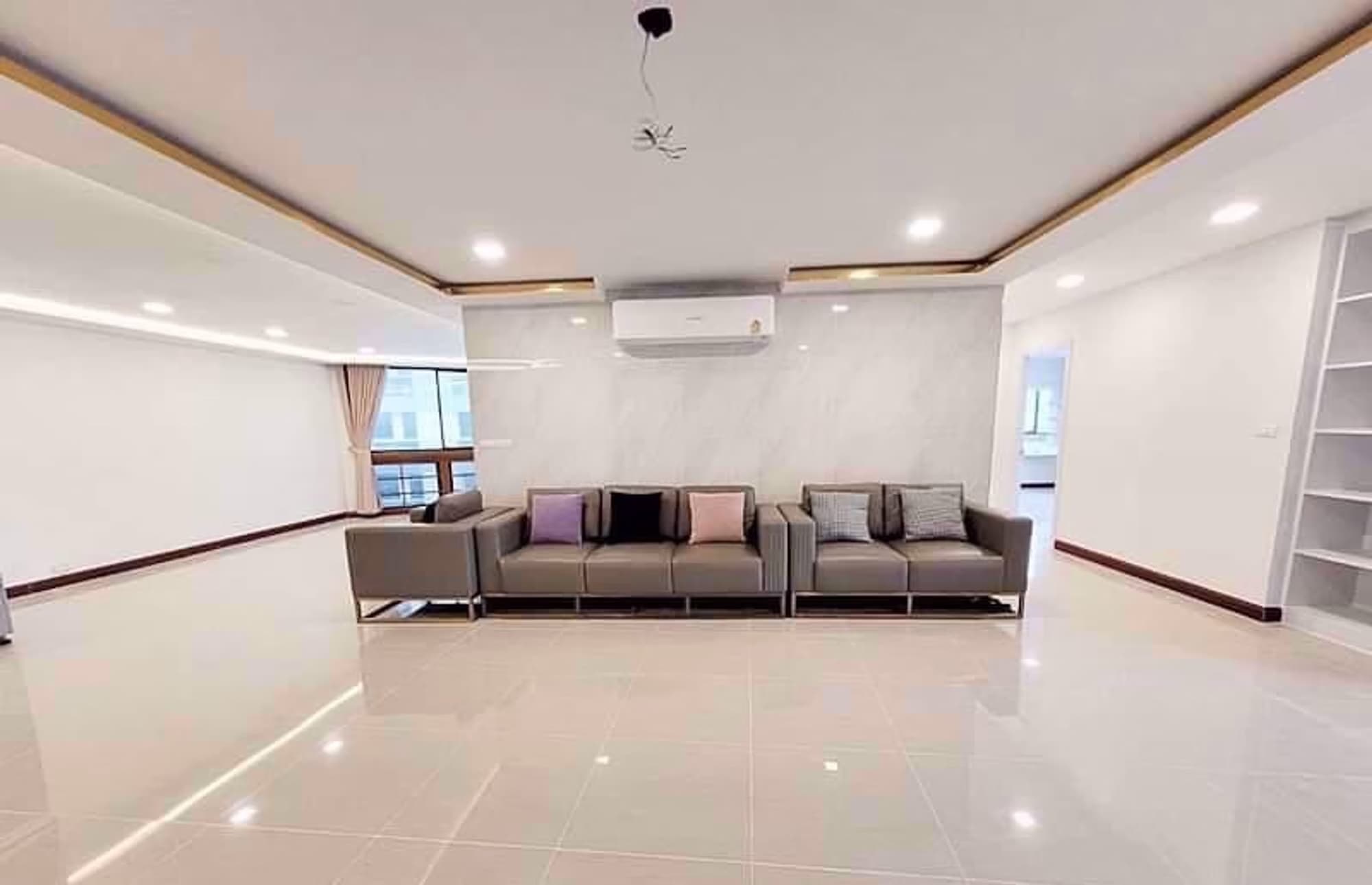 3 Bed Condo for Rent in Khlong Toei - Image 1