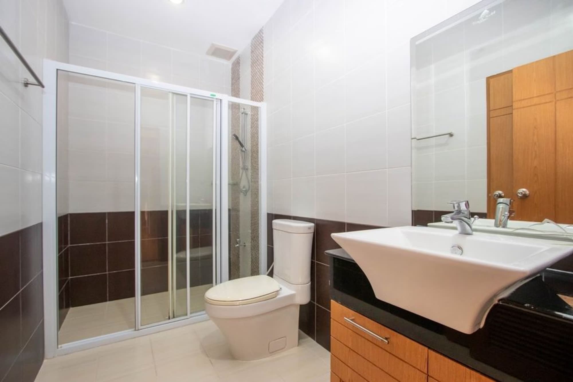 Condo for Sale at Touch Hill Place - Image 8
