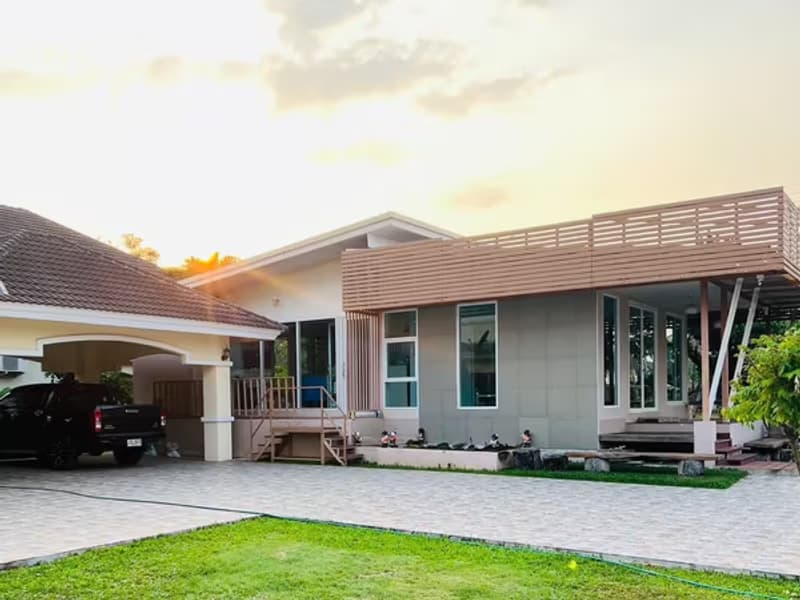  House for Sale in San Kamphaeng , San Kamphaeng.