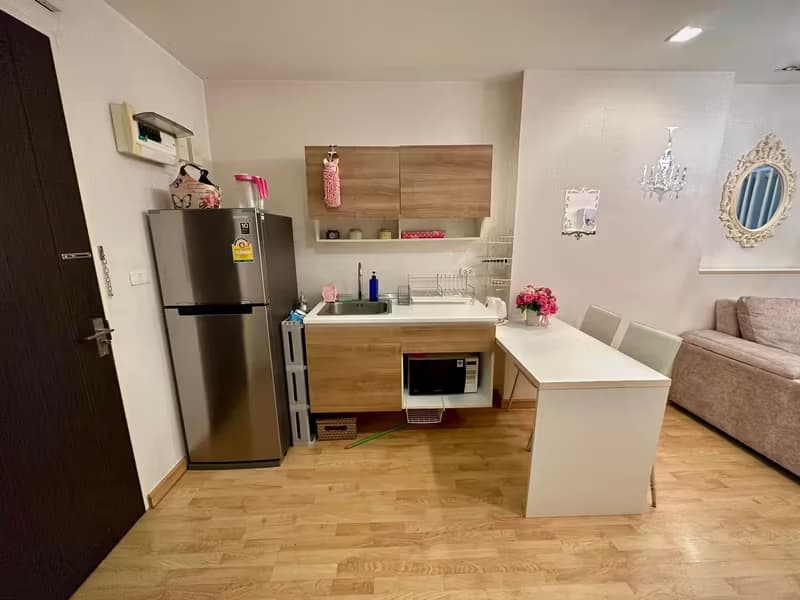 1 Bedroom Condo for Rent at Casa Condo 