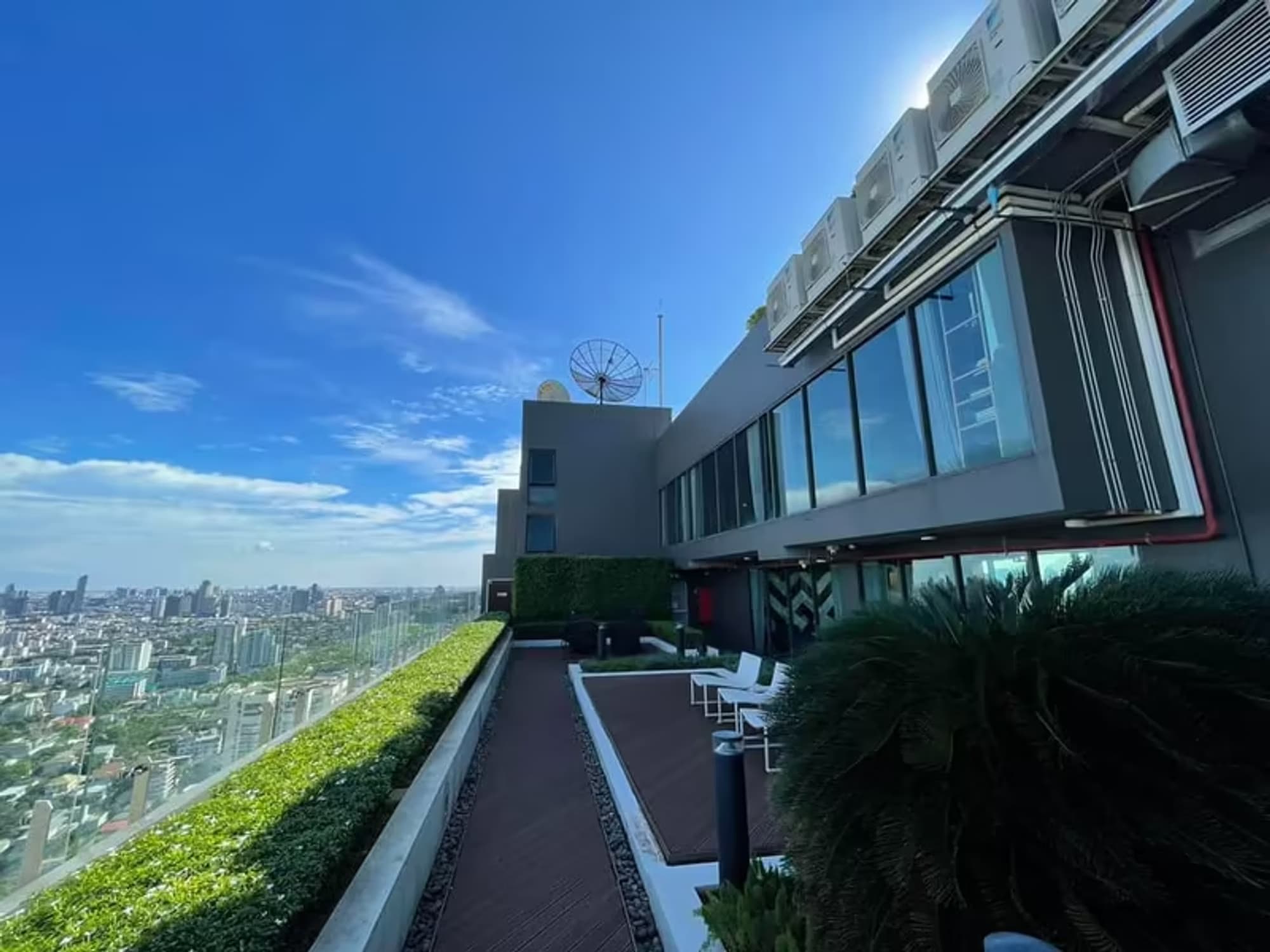 Condo for Rent at C Ekkamai - Image 9
