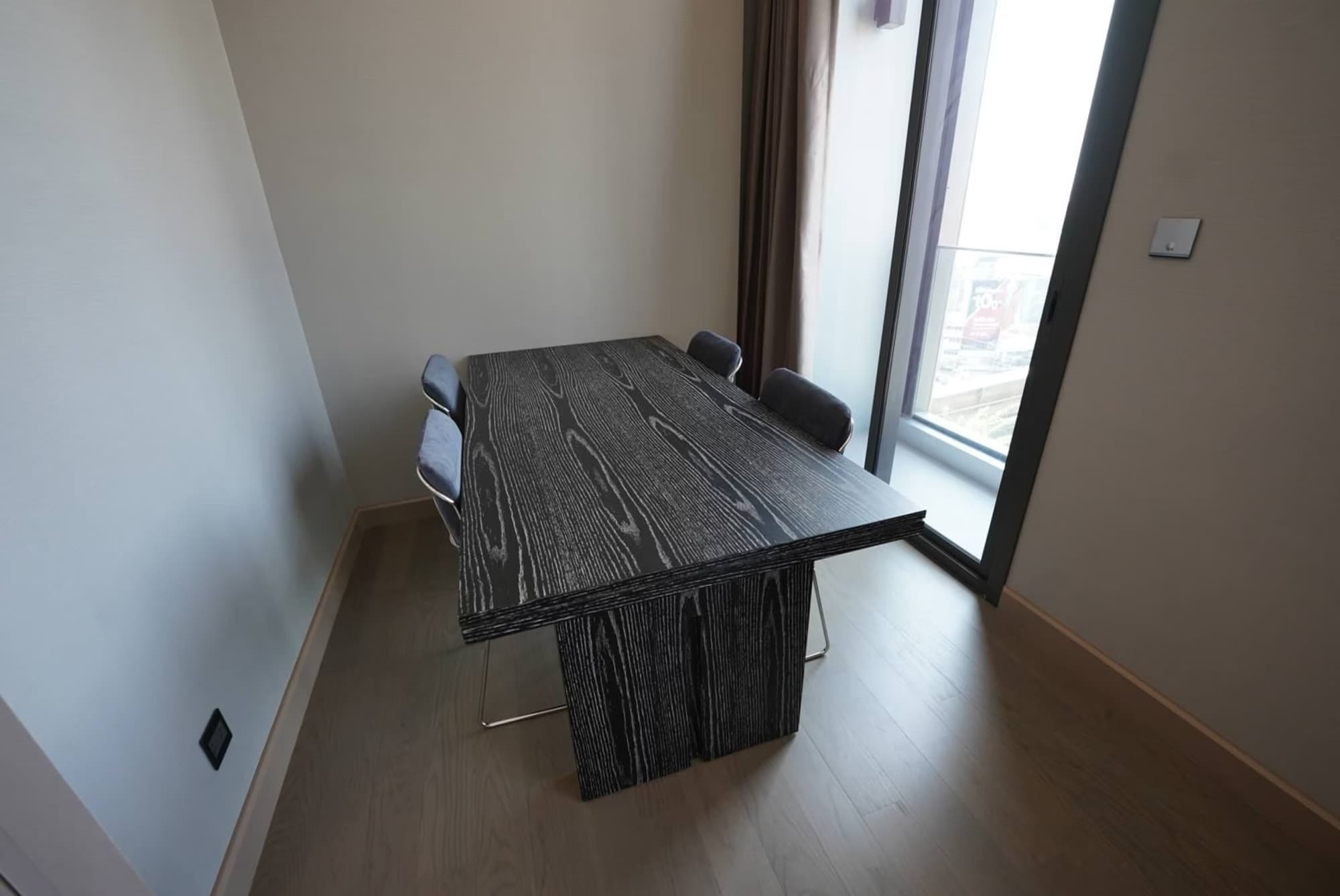 1 Bed Condo for Rent in Huai Khwang - Image 8