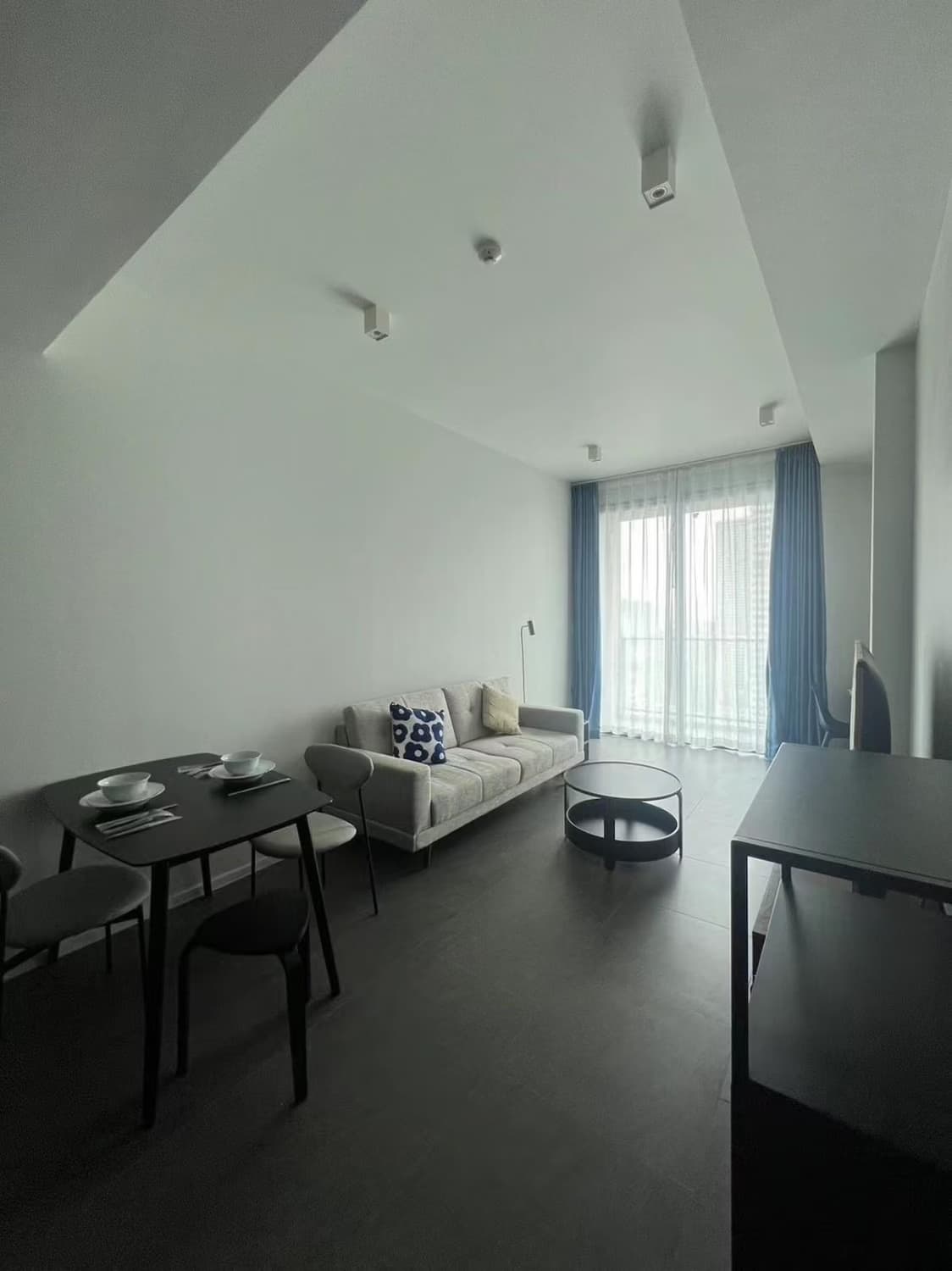 1 Bed Condo for Rent  Near Surasak BTS - Image 1