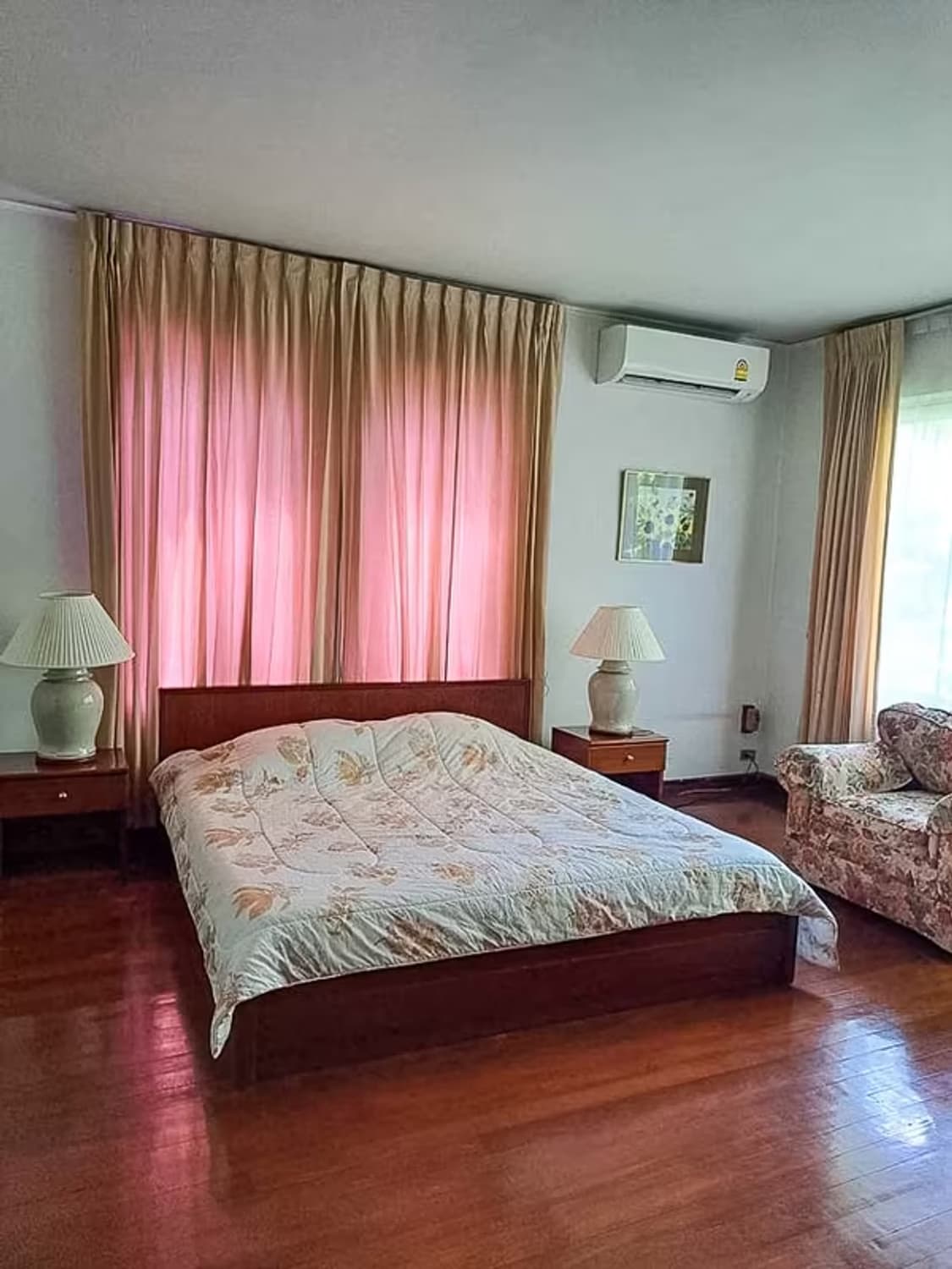 3 Bedroom House for Rent, Bangkok - Image 7