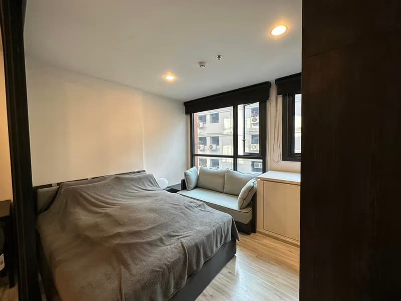 1 Bed Condo for Sale  Near Huai Khwang MRT