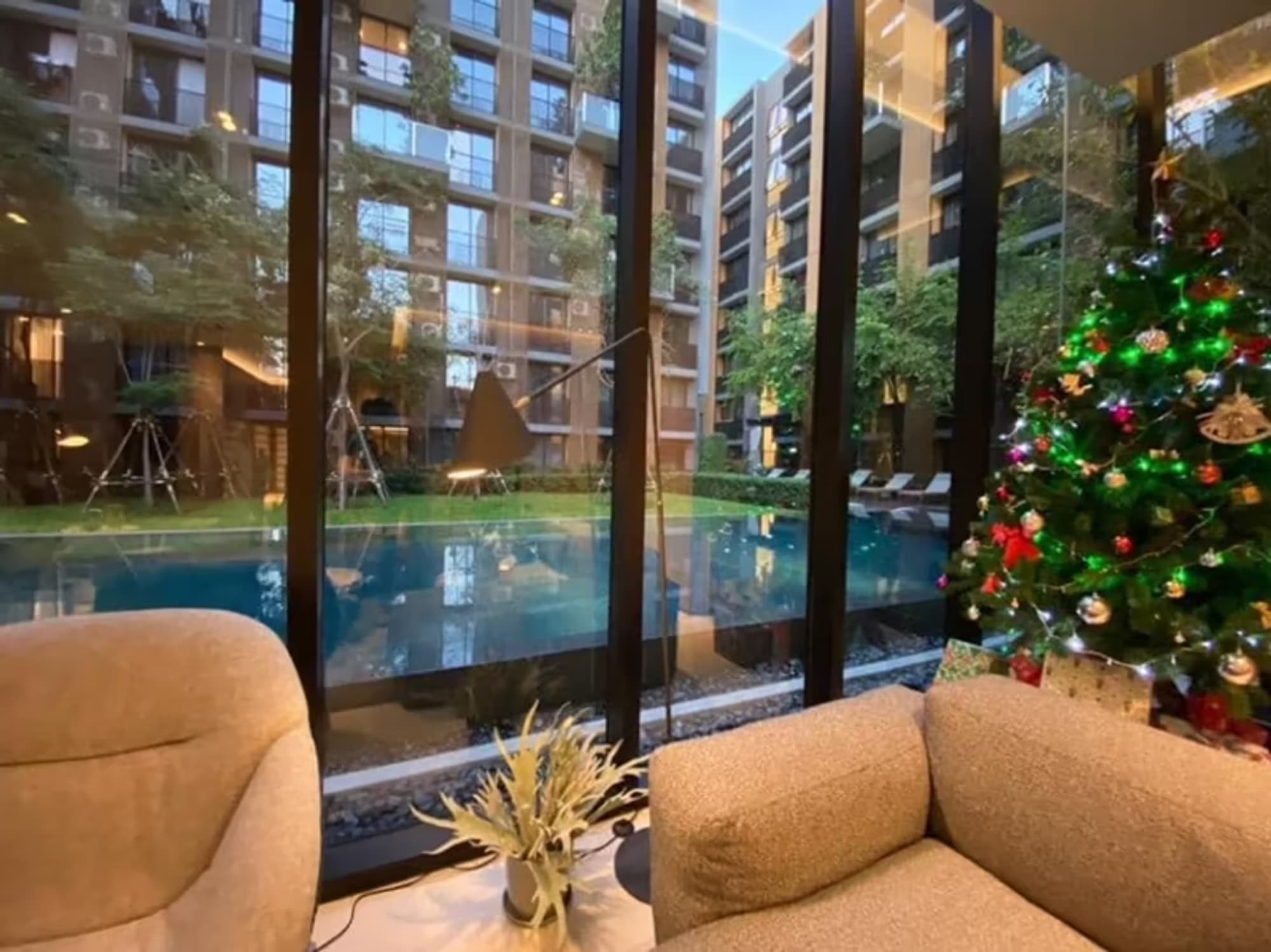 1 Bedroom Condo - Image 4
