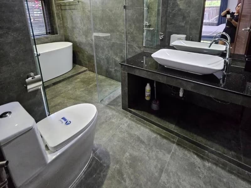 4 Bed House for Rent in San Sai District