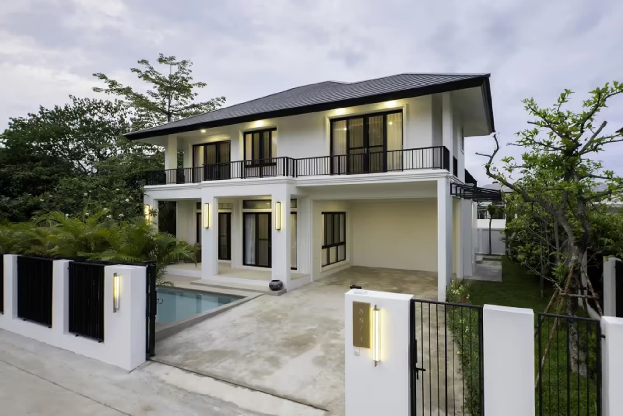 4 Bedroom House - Image 20