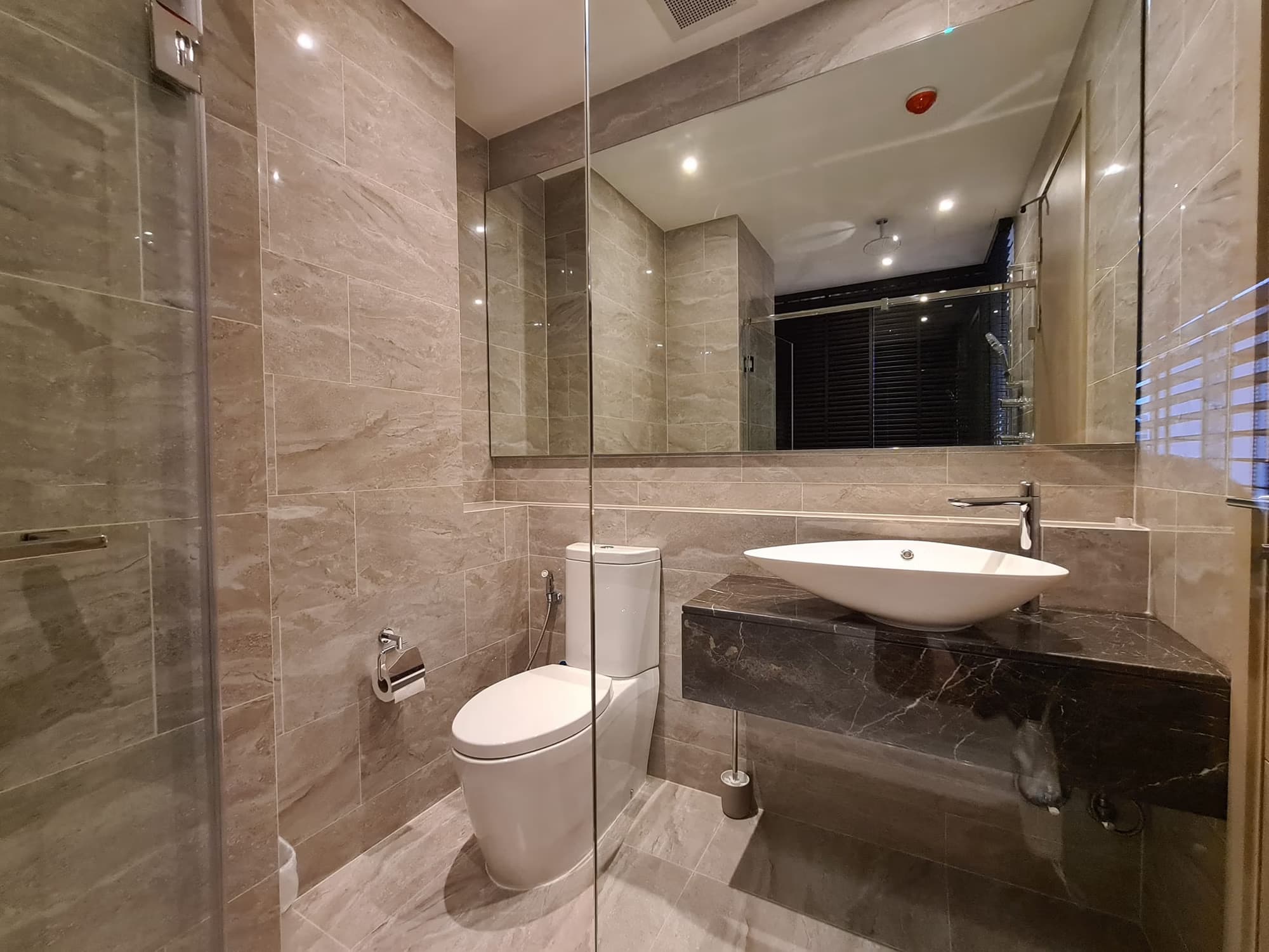 Condo for Rent at ASHTON Asoke - Rama 9 - Image 6