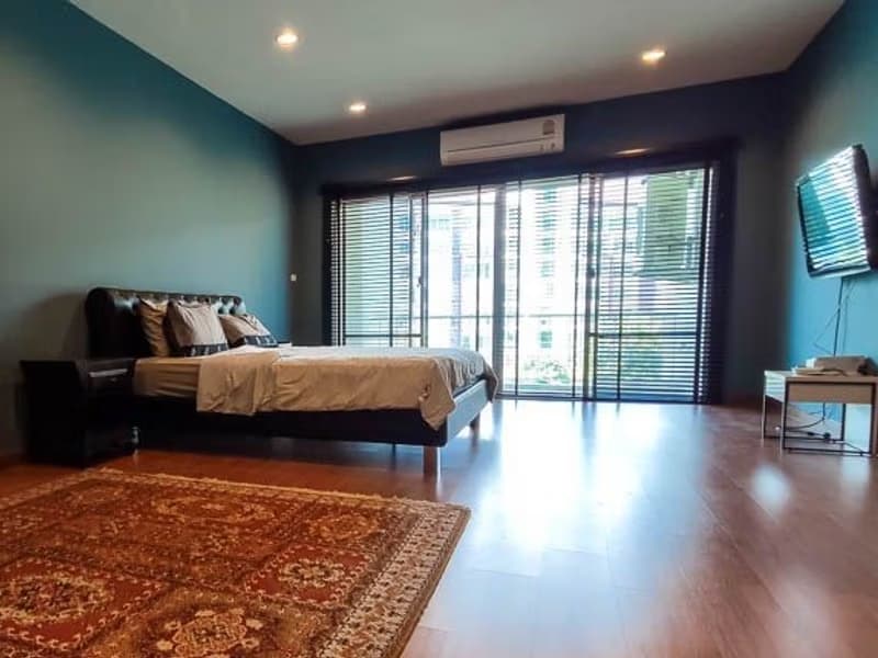 2 Bedroom Condo