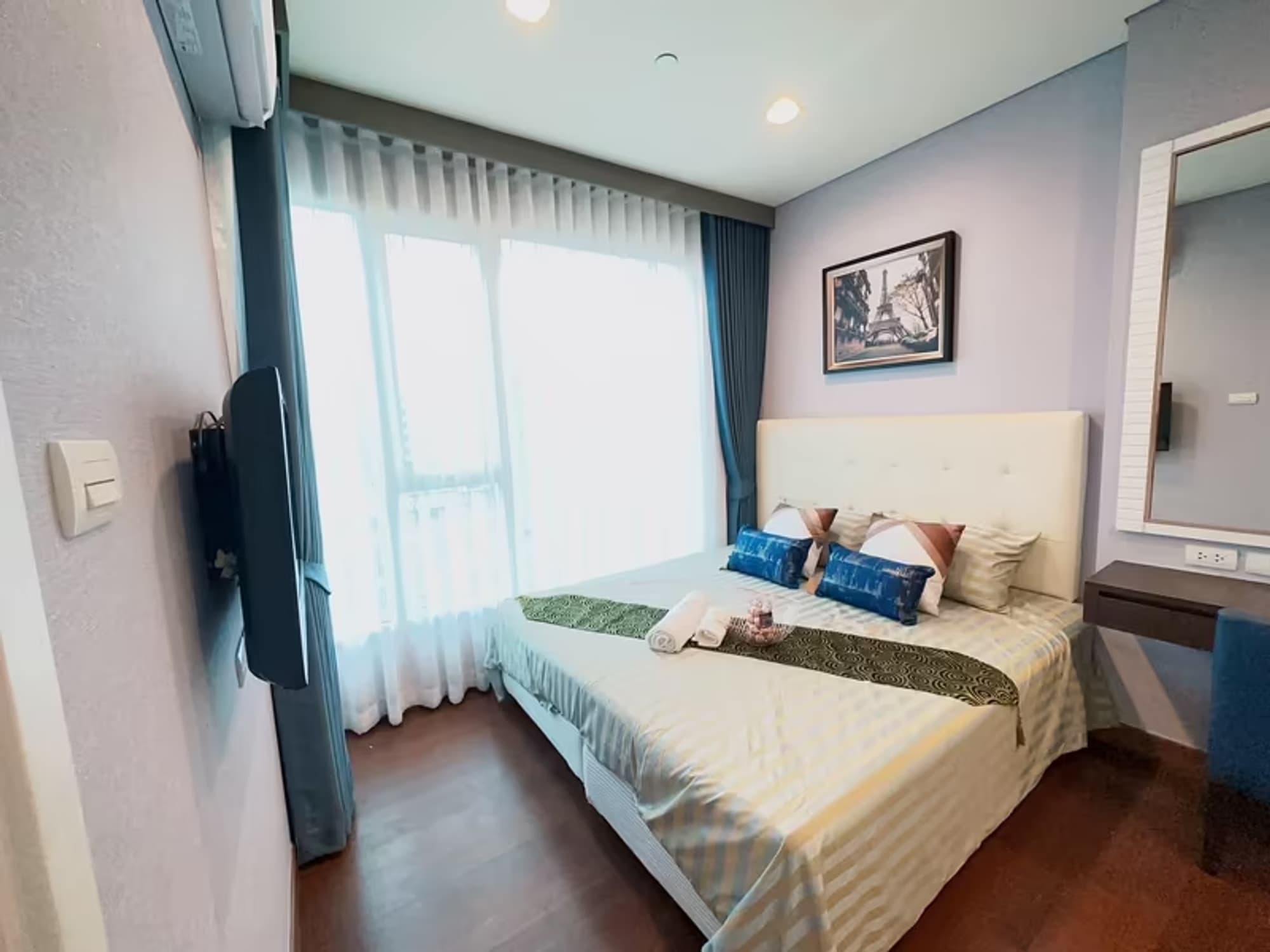 1 Bedroom Condo - Image 23