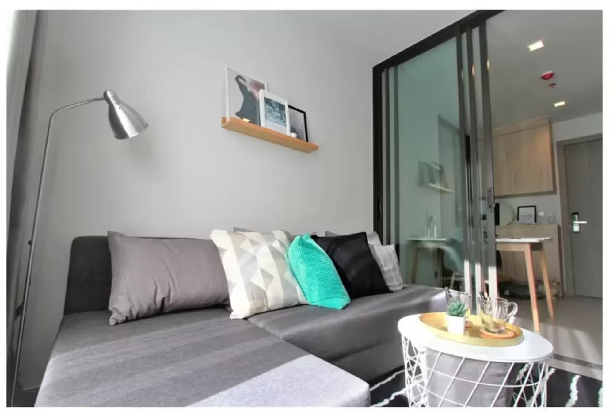 1 Bedroom Condo - Image 1