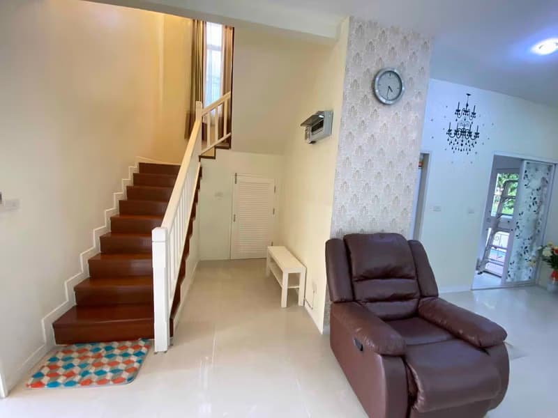 4 Bed House for Rent in Mueang Chiang Mai