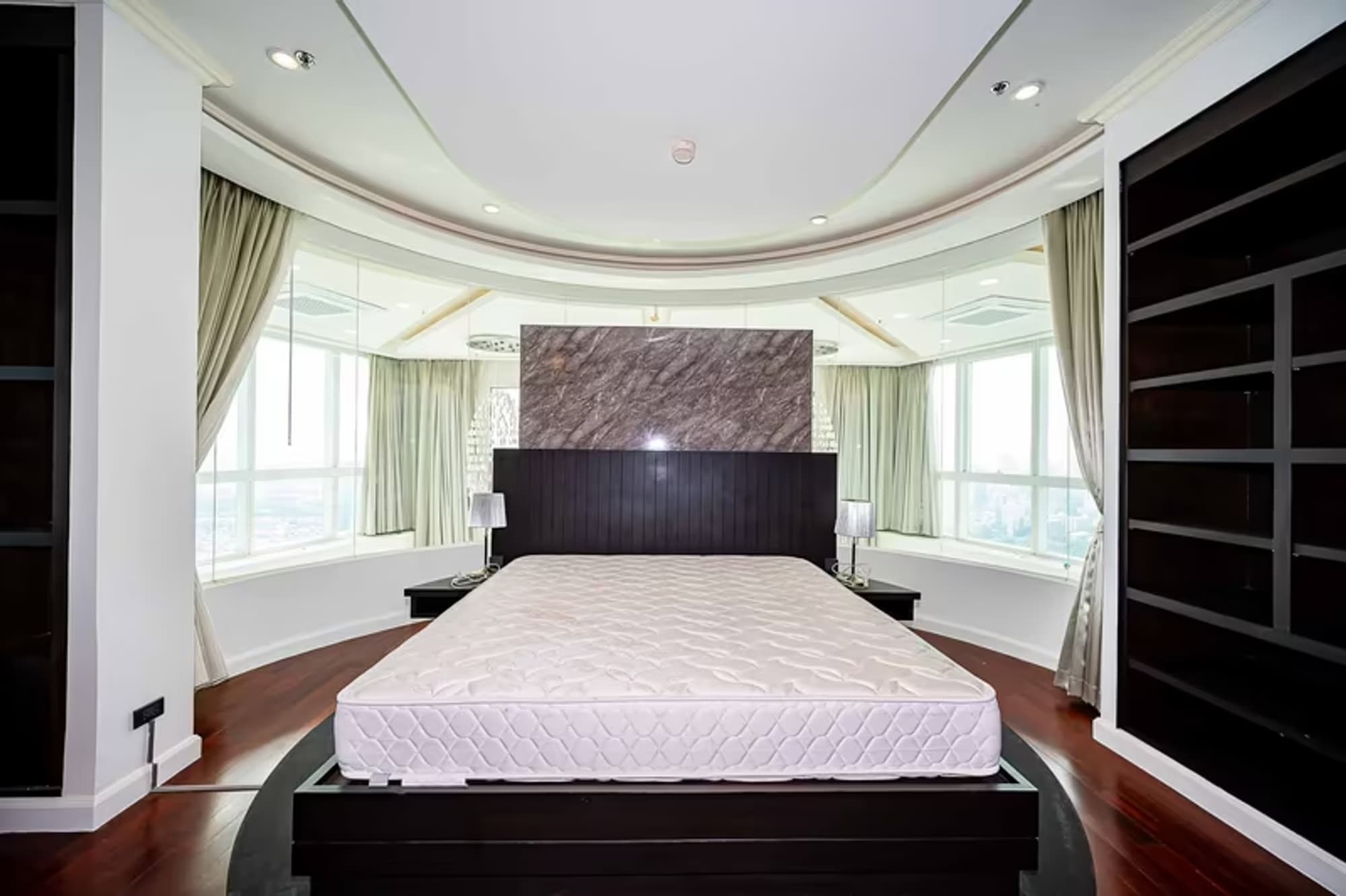 Condo for Rent, Sale at Millennium Residence - Image 8