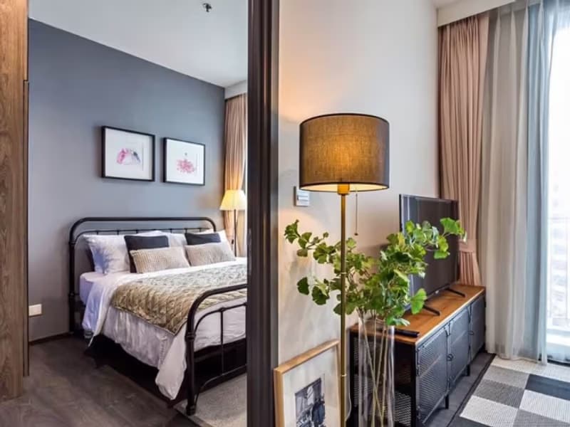 Condo for Sale, Rented at The Edge Sukhumvit 23