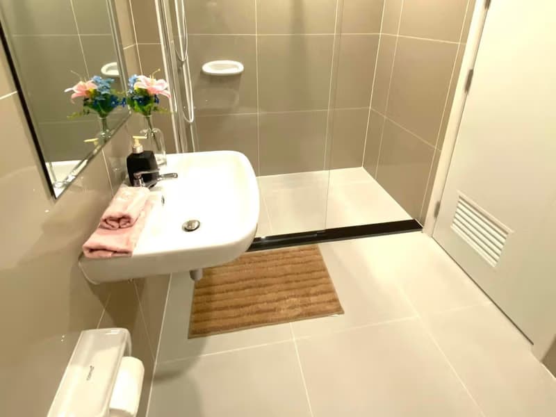 3 Bed Townhouse for Rent and Sale in Bang Kapi