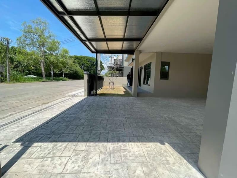 4 Bed House for Rent in Hang Dong