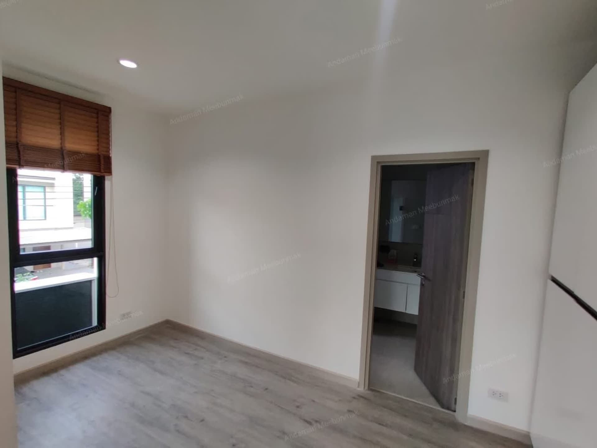 3 Bed House for Rent and Sale in Prawet - Image 15