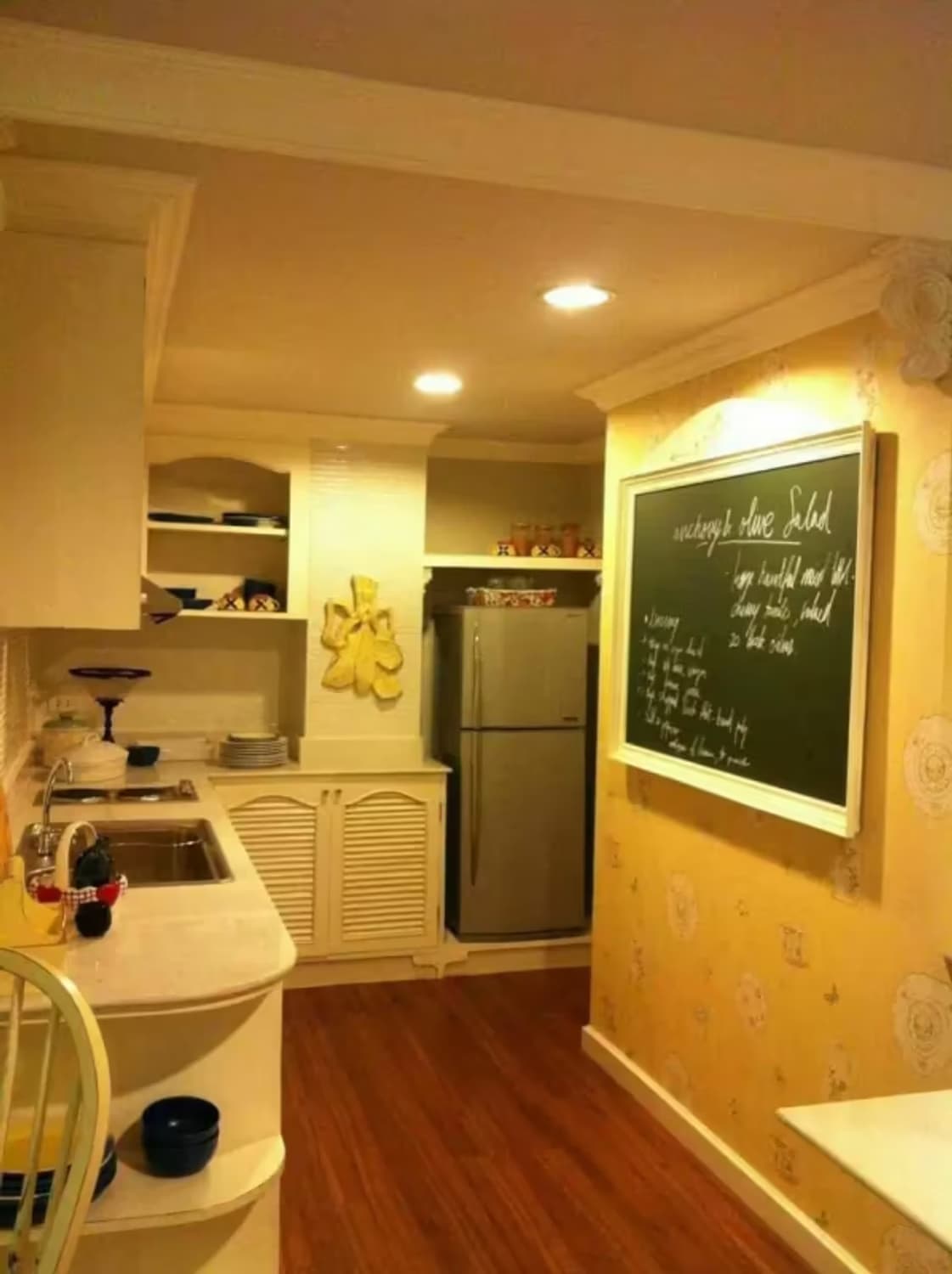 2 Bedroom Condo - Image 4
