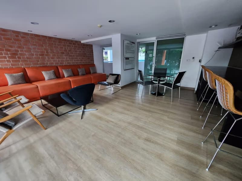 2 Bed Condo for Sale in Phra Khanong