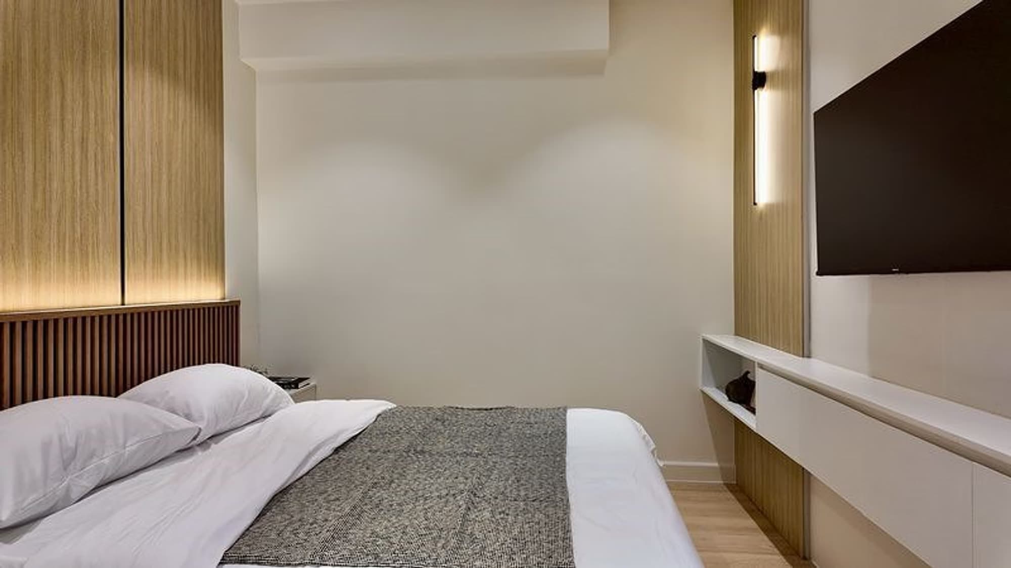 2 Bed Condo for Sale in Mueang Chiang Mai - Image 3