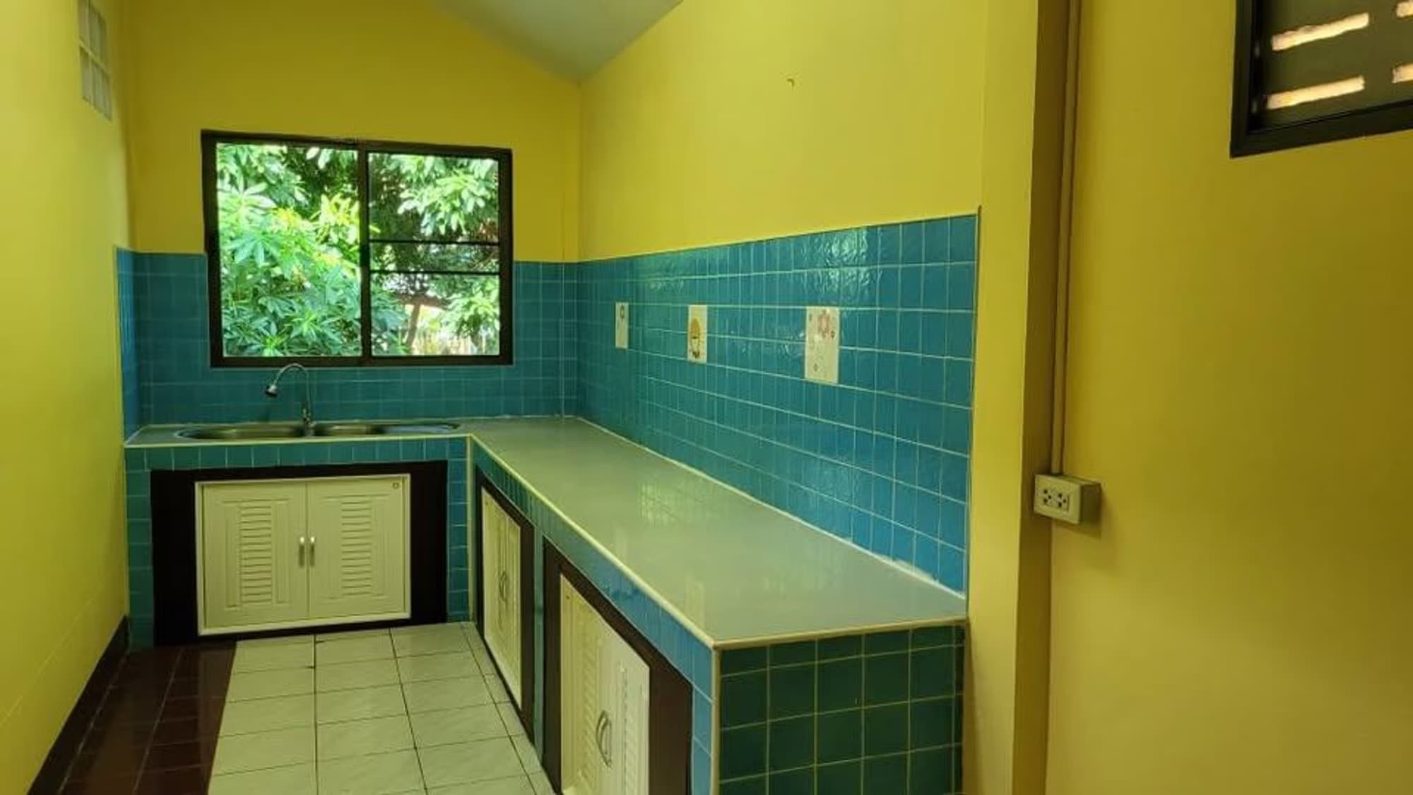 3 Bed House for Rent and Sale in San Sai District - Image 4