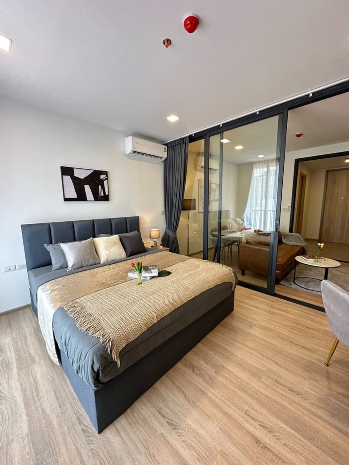 Condo for Rent at XT Phayathai - Image 3