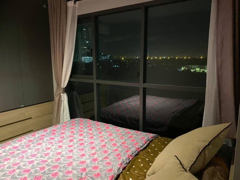 1 Bedroom Condo
