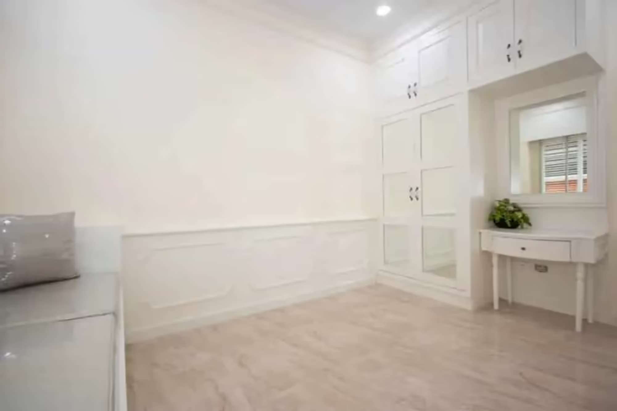 3 Bedroom House - Image 14