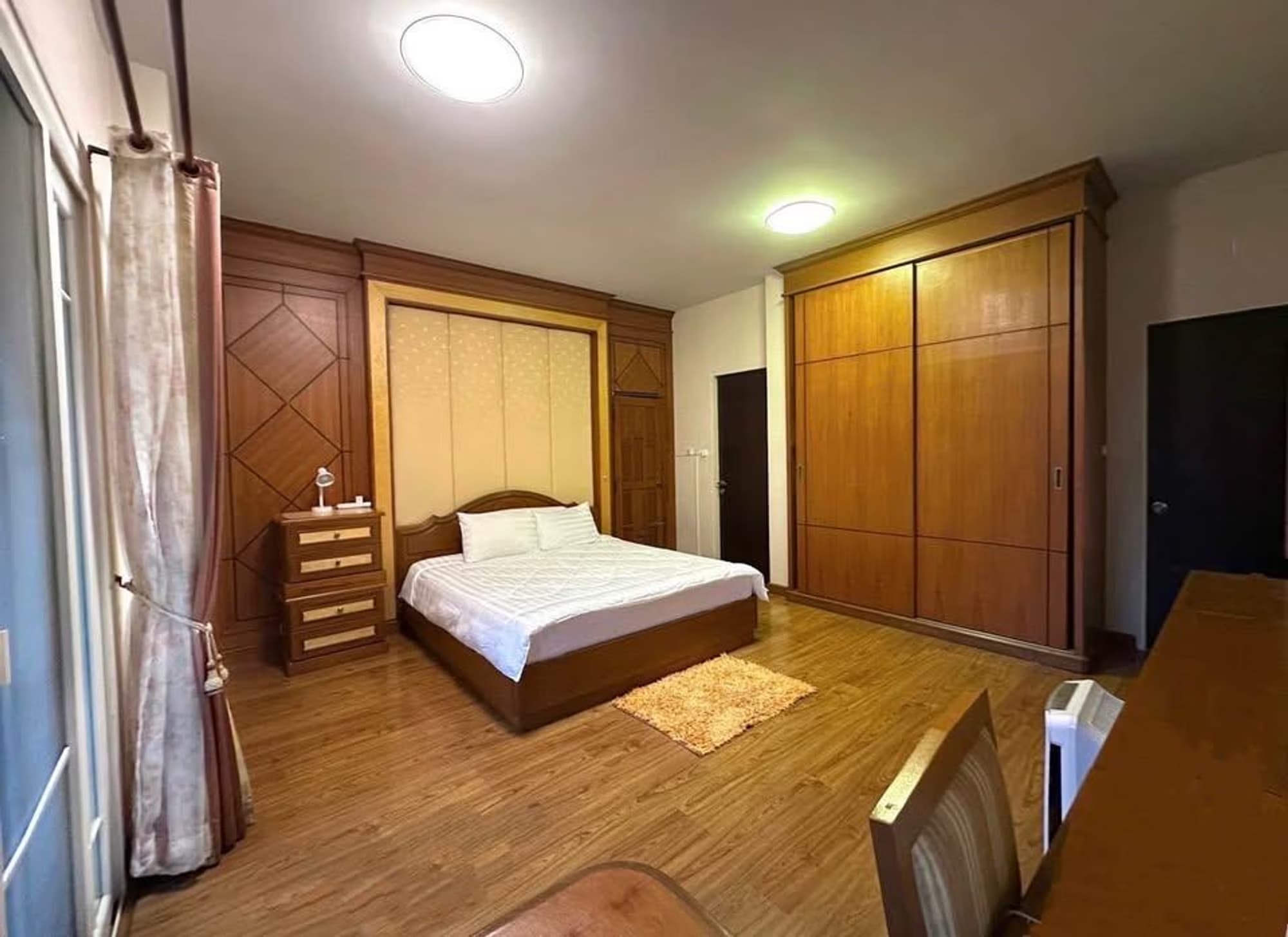 5 Bed House for Rent and Sale in Mueang Chiang Mai - Image 5