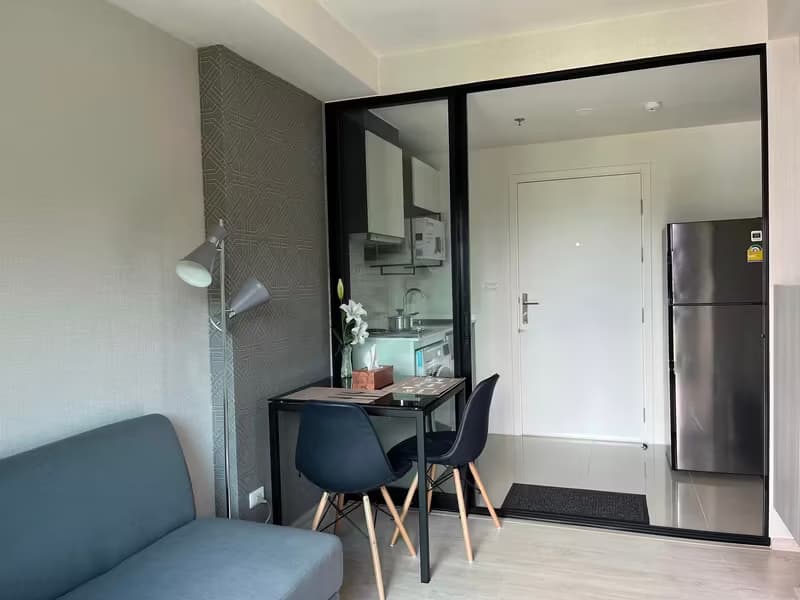 1 Bedroom Condo