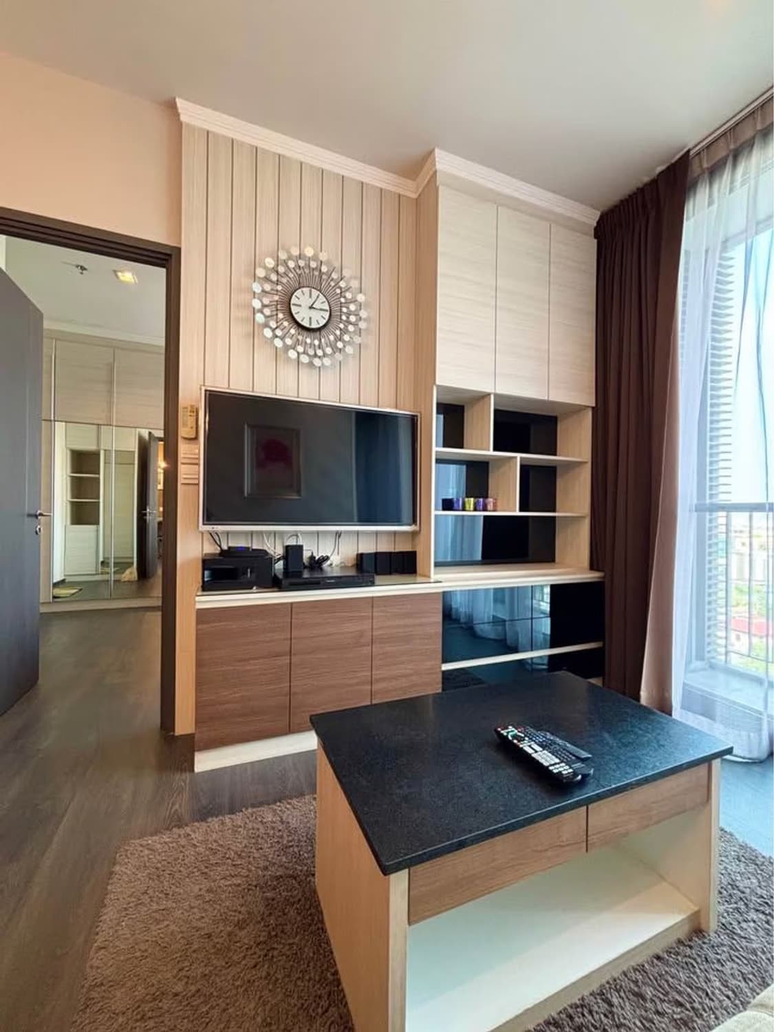 1 Bed Condo for Rent in Watthana - Image 2
