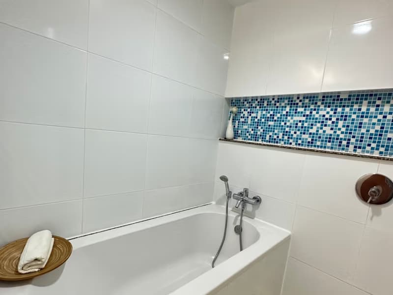 2 Bed Condo for Rent and Sale in Phra Khanong