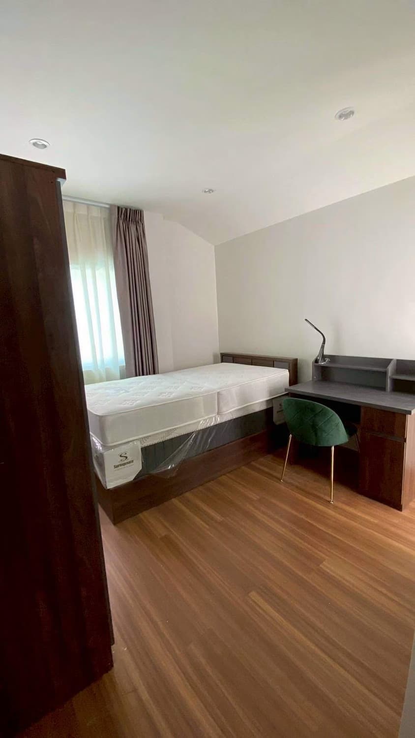 4 卧室 别墅 用于 出租 在 Bang Phli - Image 9