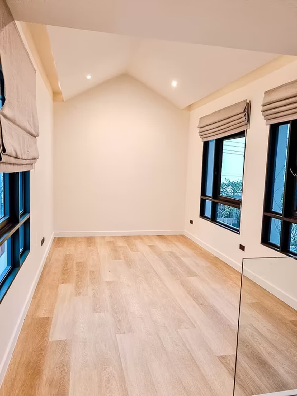 3 Bedroom House for Rent in Bangkok - Image 3