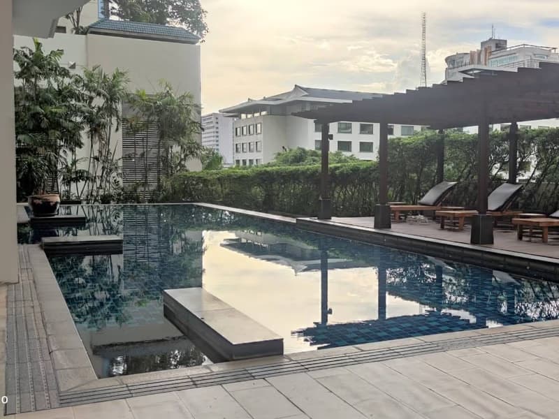 Condo for Rent at The Rajdamri