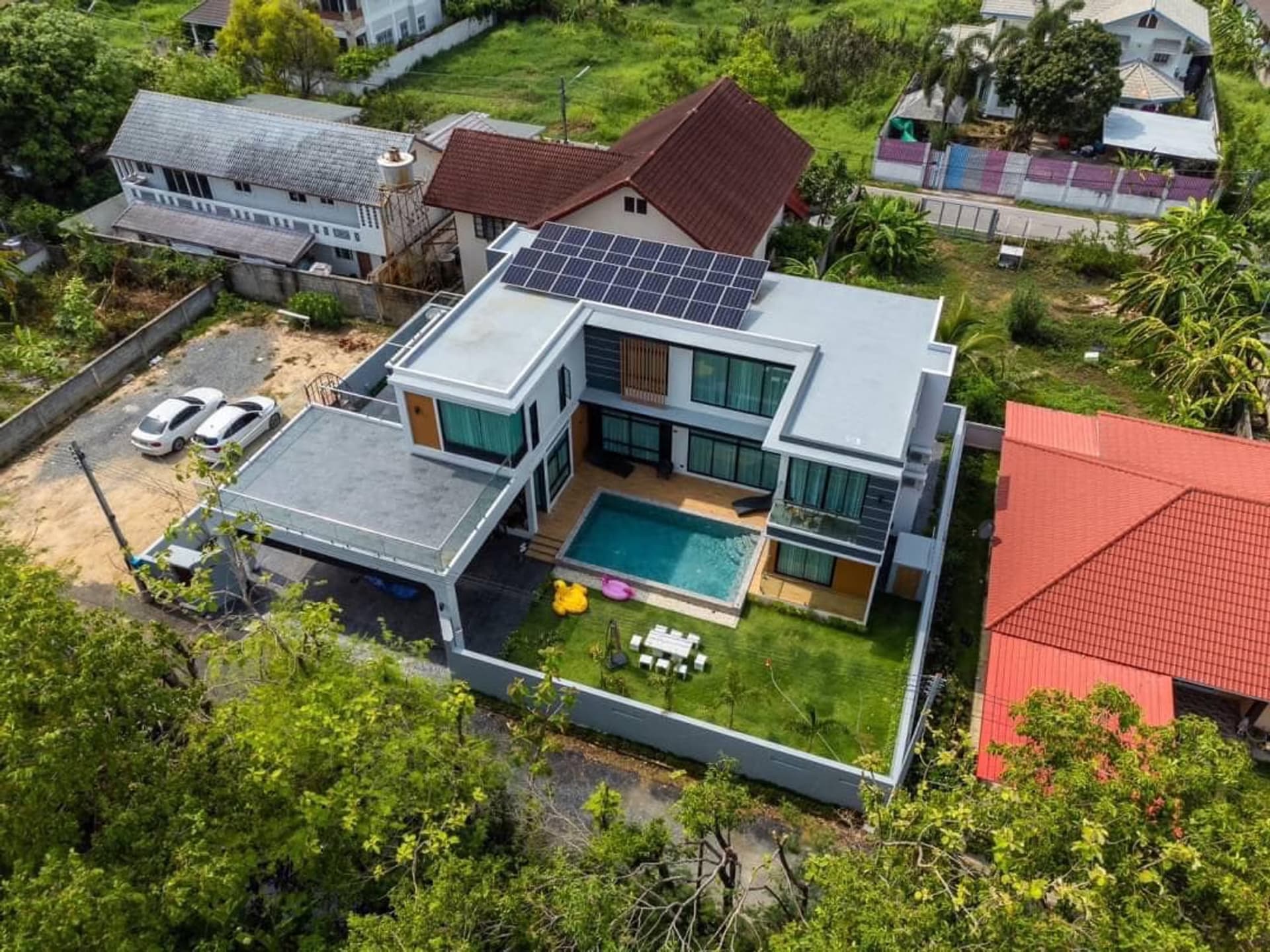 5 Bed House for Rent in San Sai - Image 2