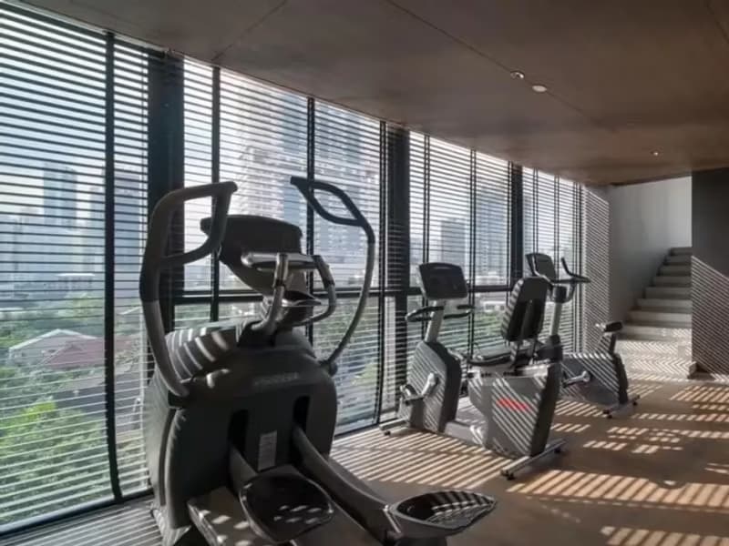 1 Bedroom Condo