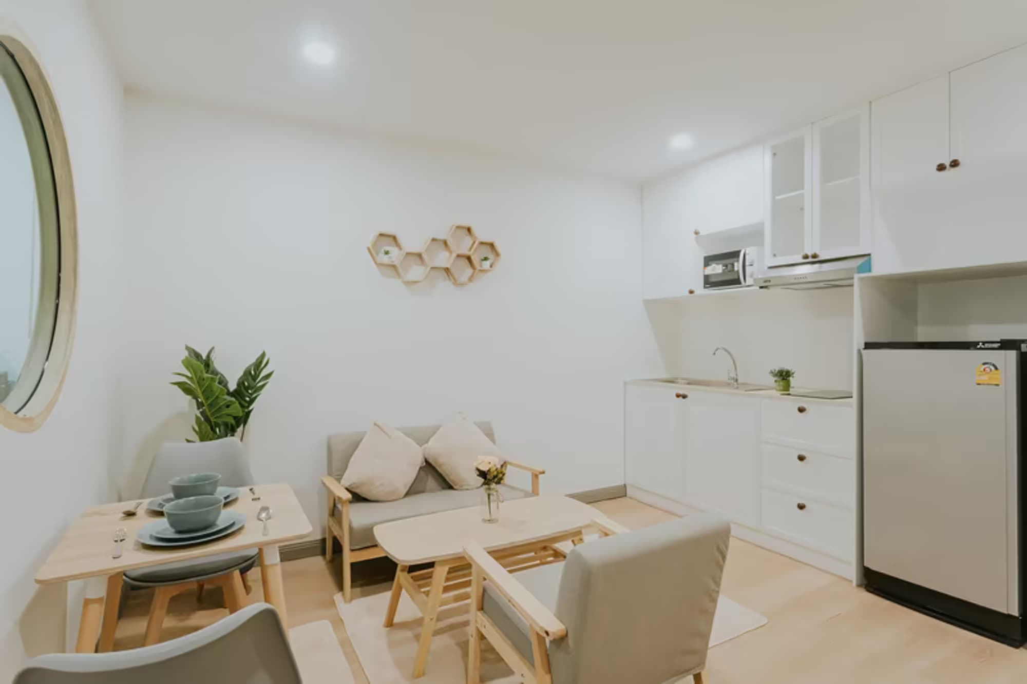 1 Bedroom Condo - Image 10