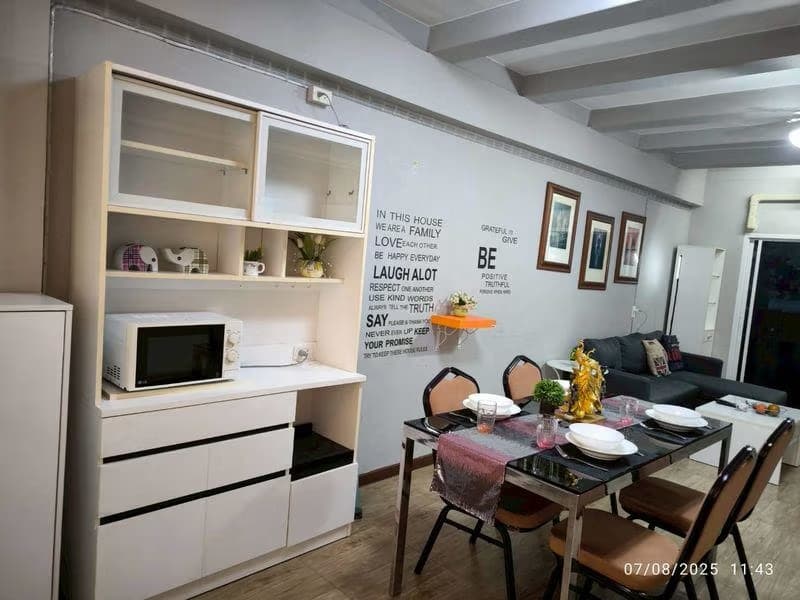 2 Bed Condo for Rent in Huai Khwang