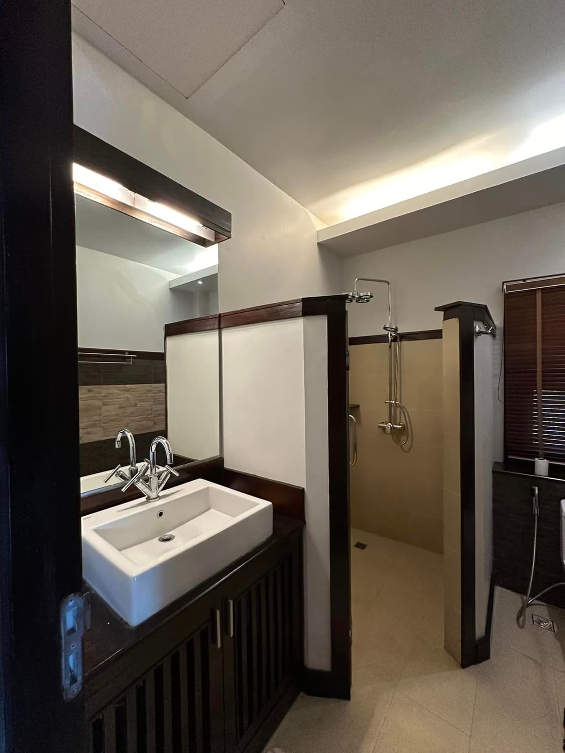 4 Bed House for Rent in Mae Rim - Image 13