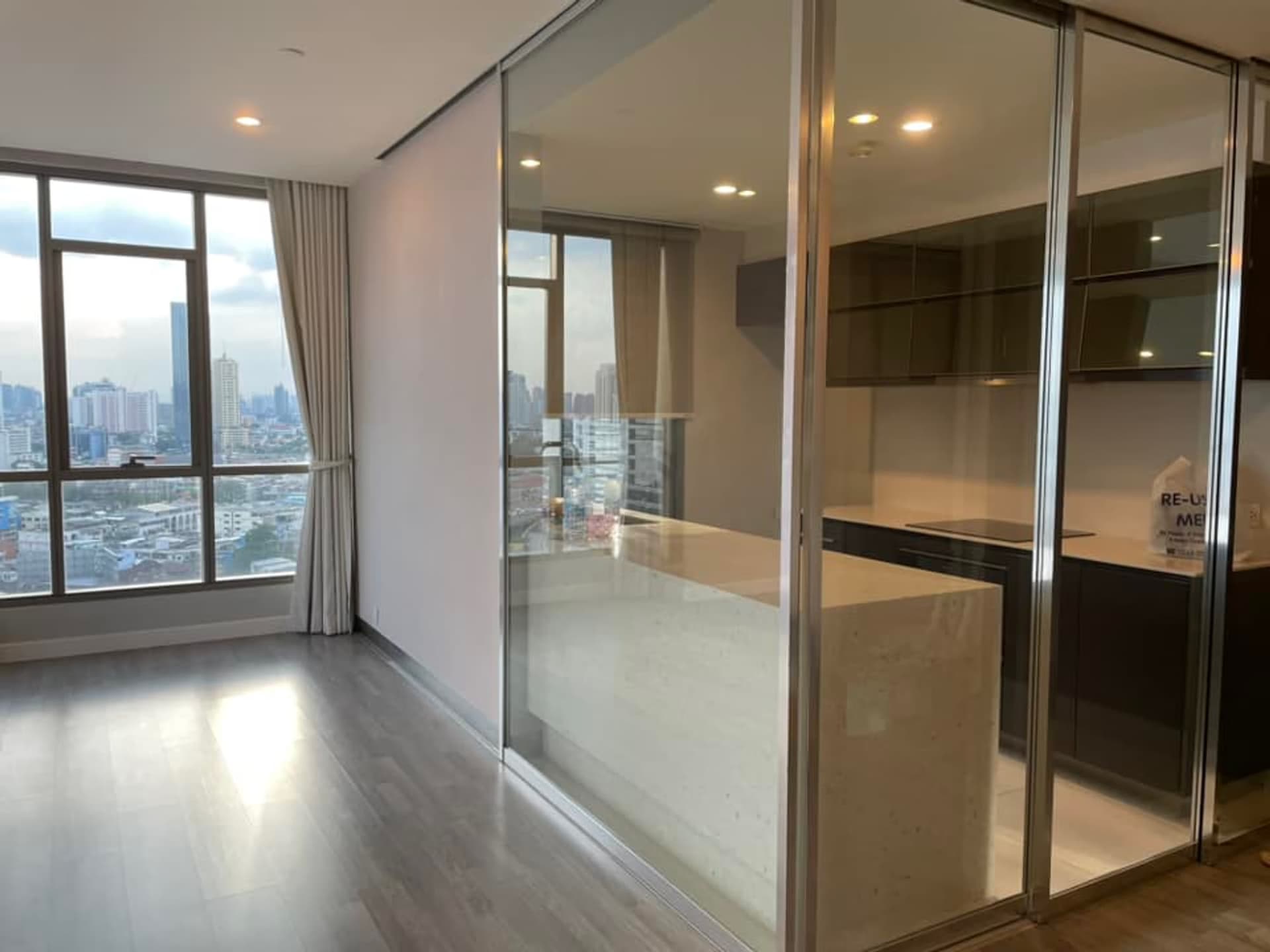 2 Bed Condo for Sale in Pathum Wan - Image 9