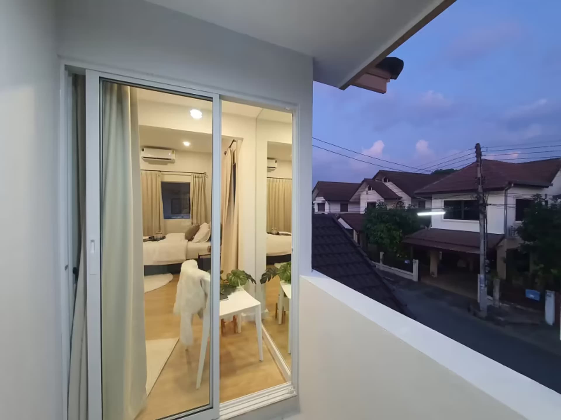 4 Bedroom House - Image 2