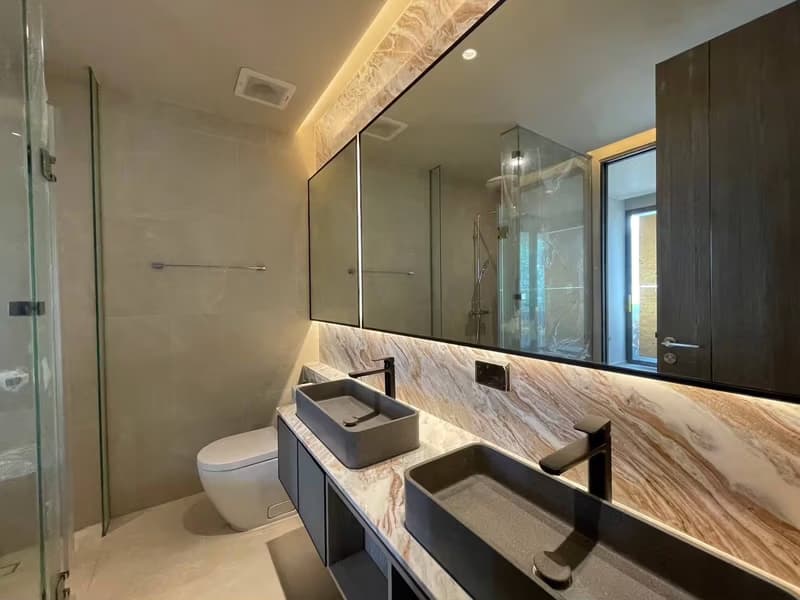 3 Bed Condo for Sale in Huai Khwang